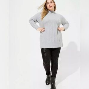 Torrid Ribbed Knit Sweater Size 1 Gray Mock Neck